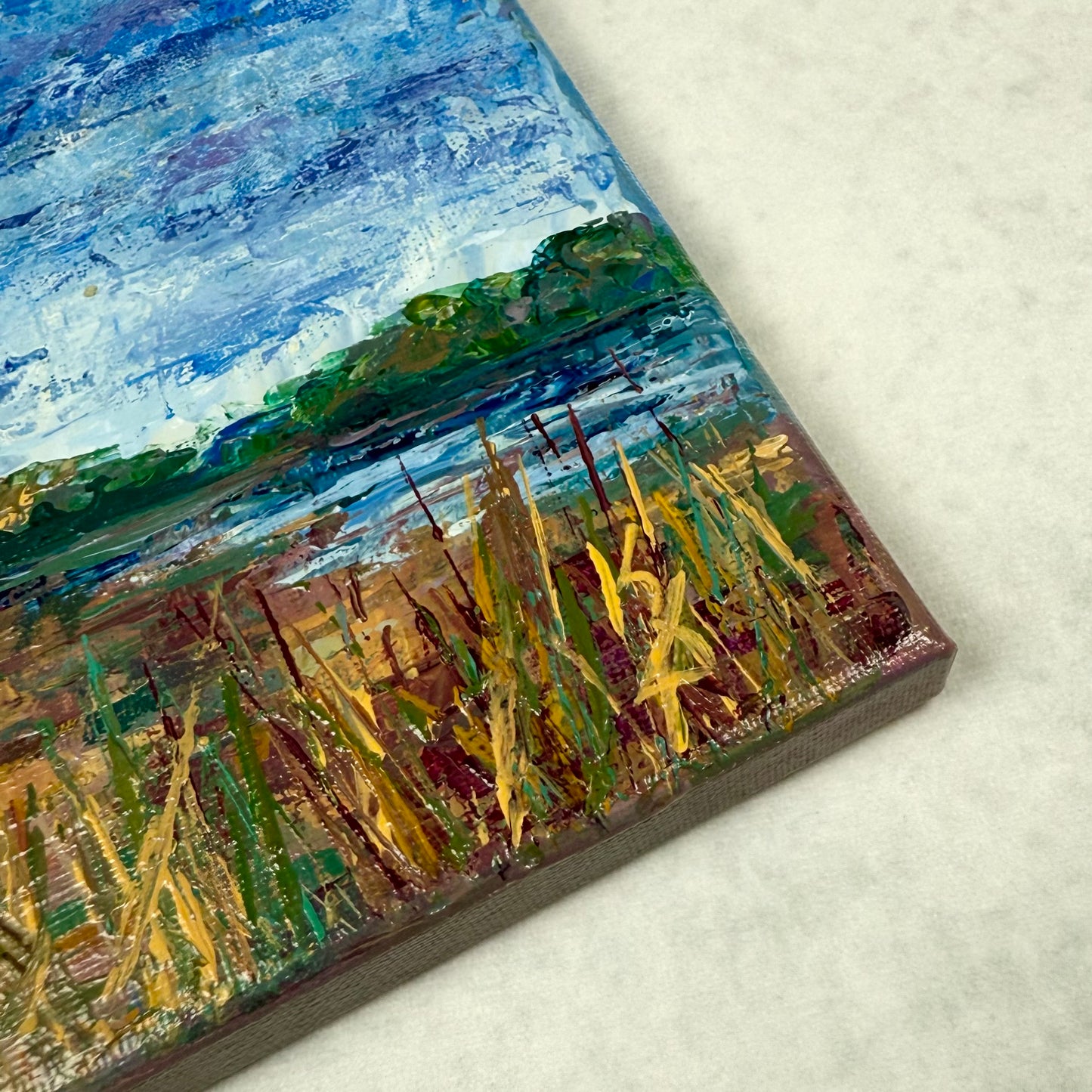 Lost lake. Art, decor