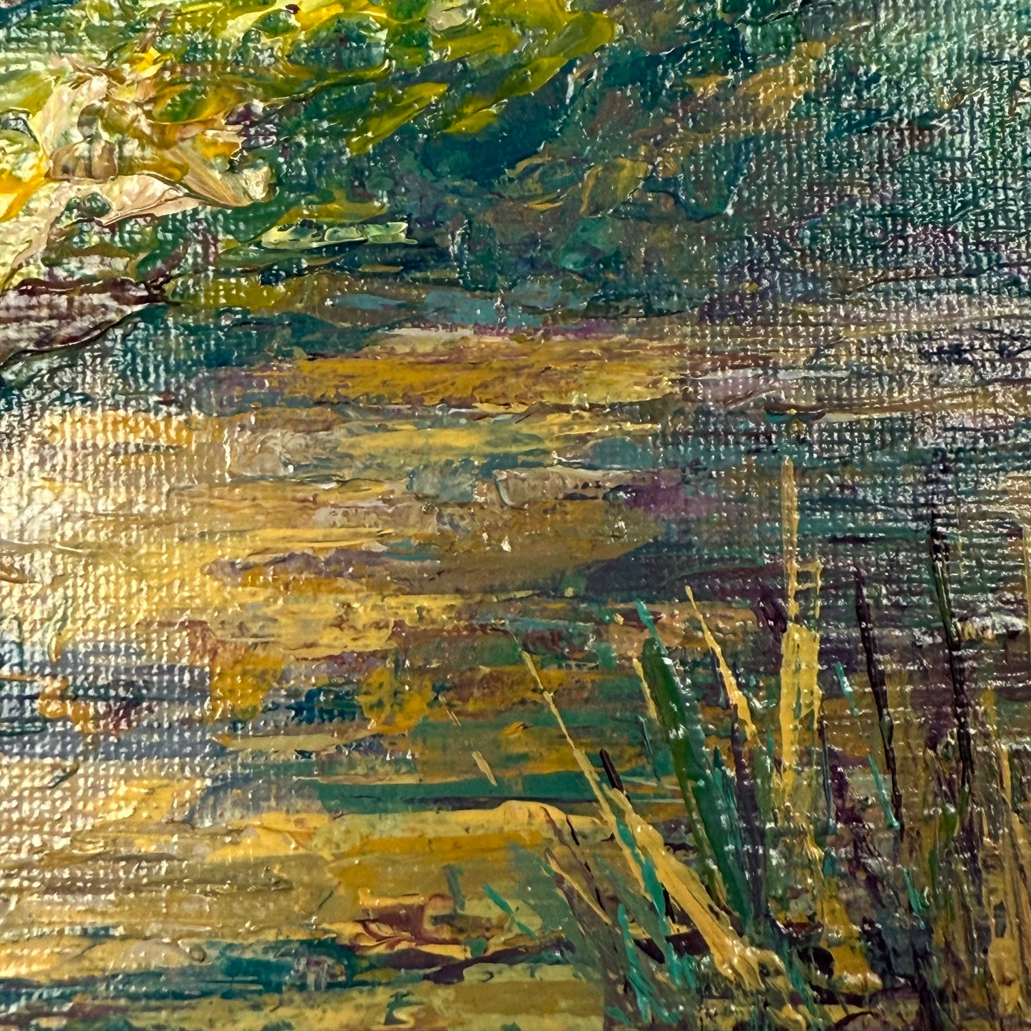 Lost lake. Art, decor