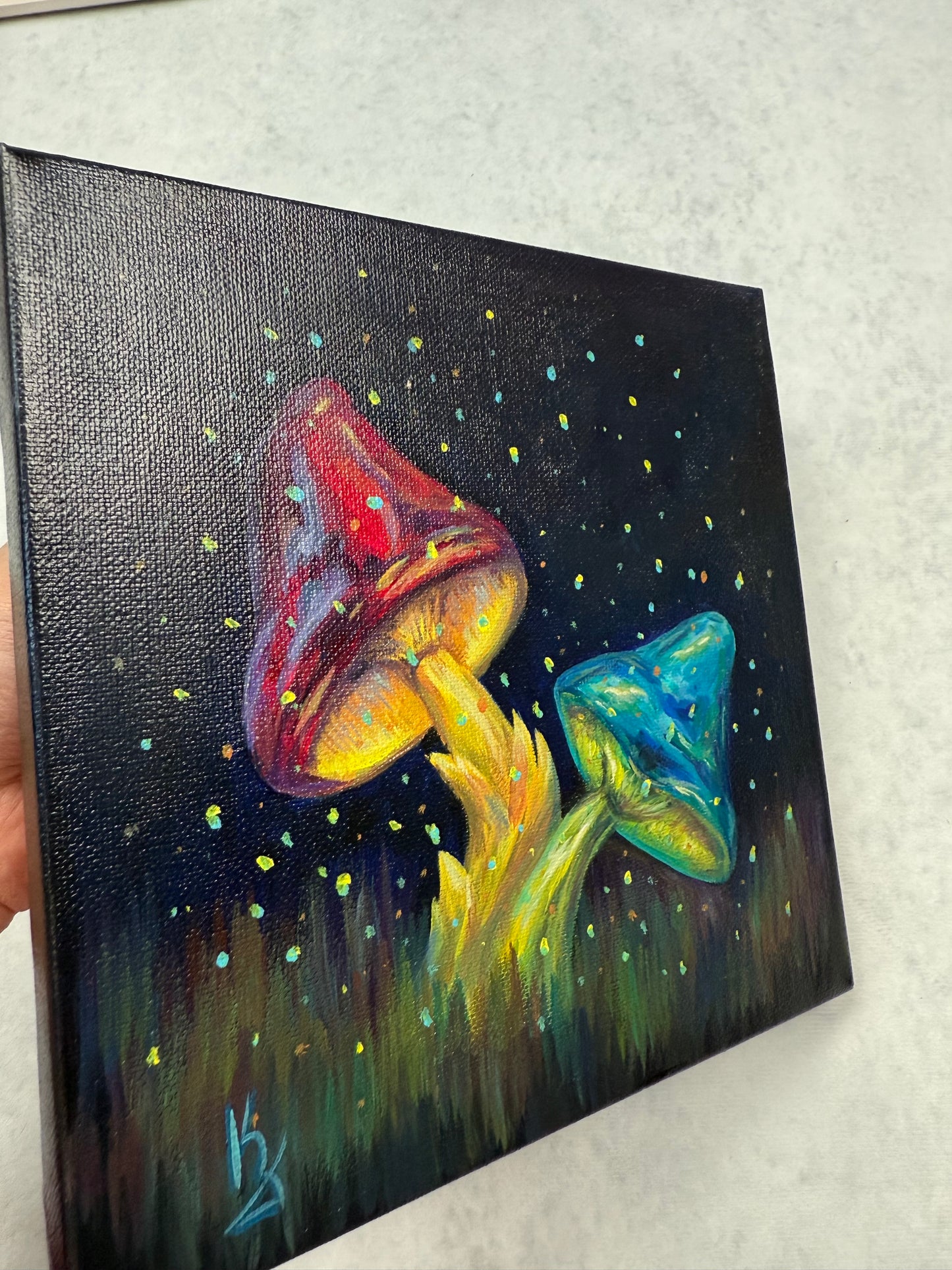 Glowing mushrooms dust